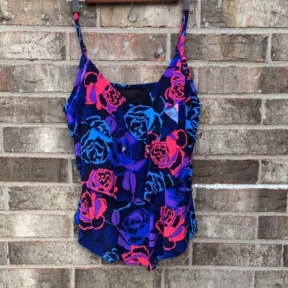 Take 50% OFF- Aquagreen Floral Swimwear Top in Blue and Pink, Size-L